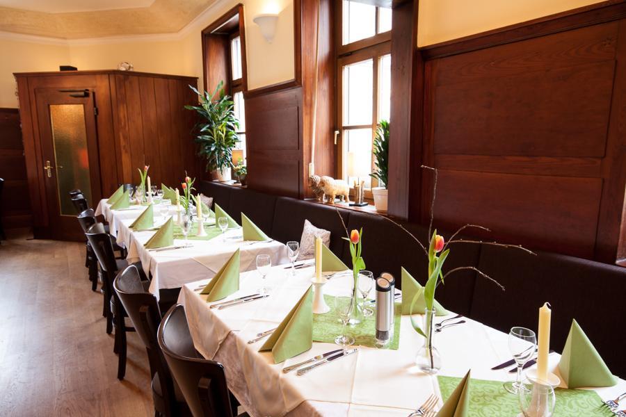 Linde Restaurant & Hotel Nussloch Exterior photo
